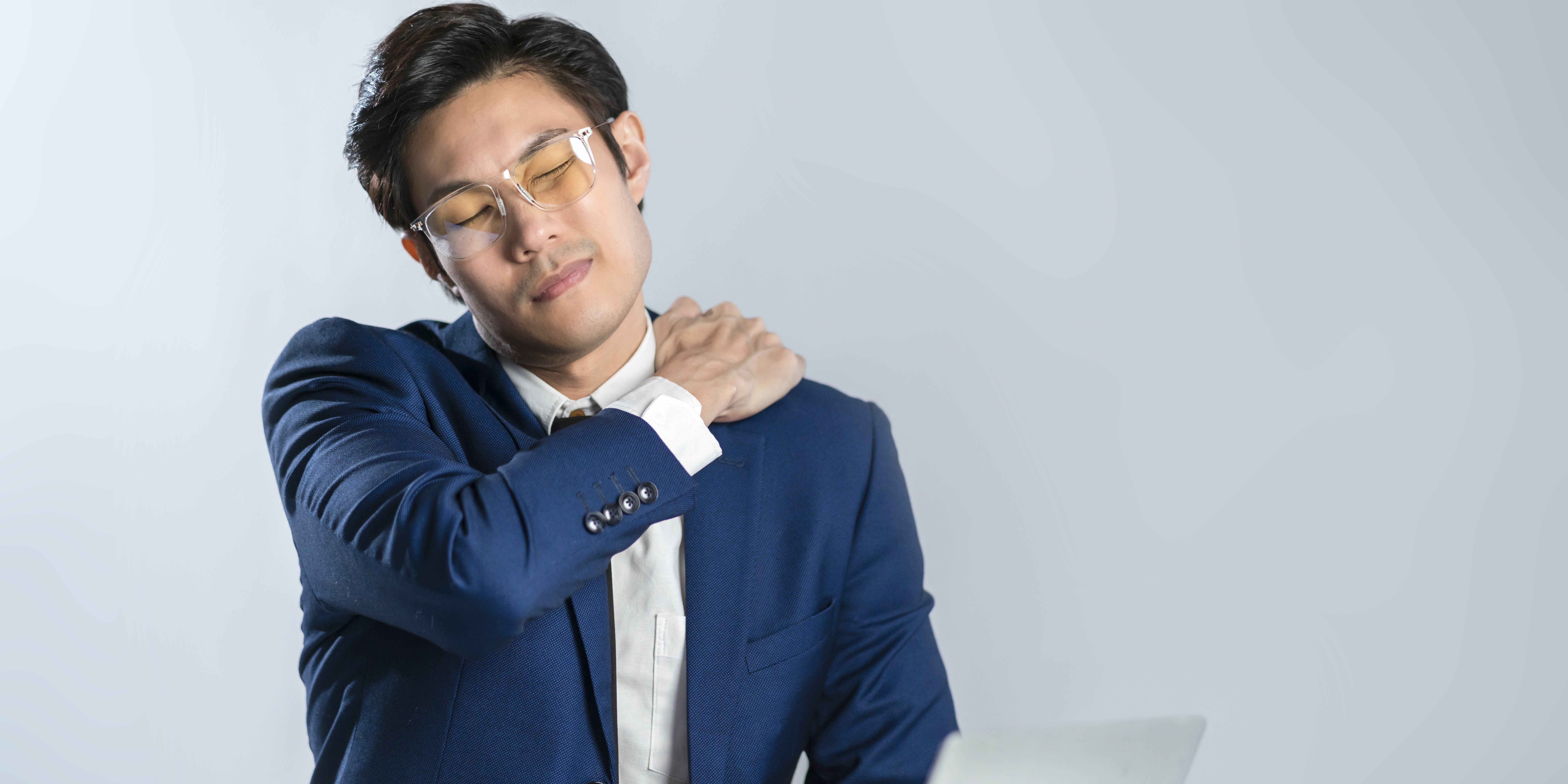 Can Invisalign+ Cause Shoulder Pain? What You Need to Know