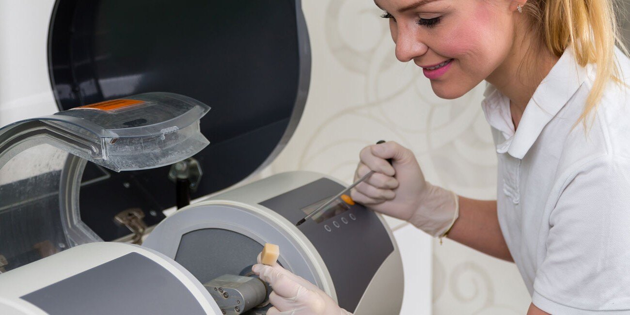 How CAD CAM Crowns Work: From Digital Scan to Finished Tooth